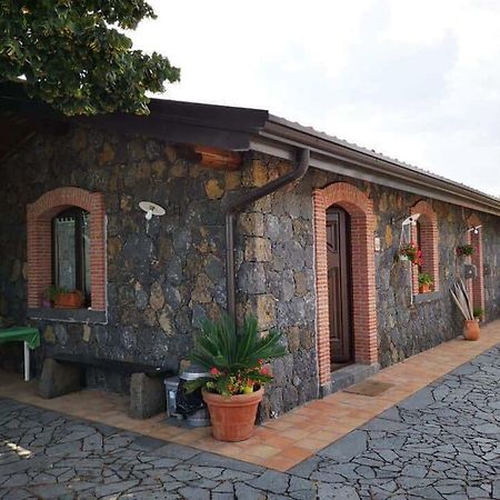Il Tiglio Apartment Viagrande Luaran gambar