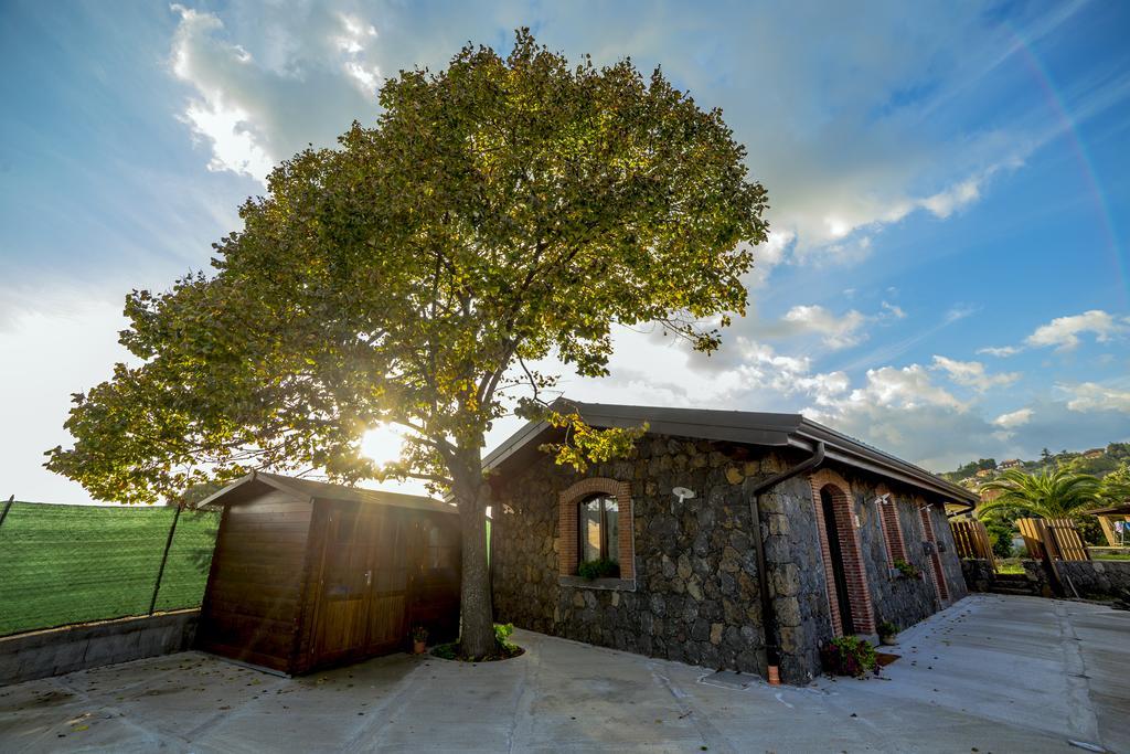 Il Tiglio Apartment Viagrande Luaran gambar